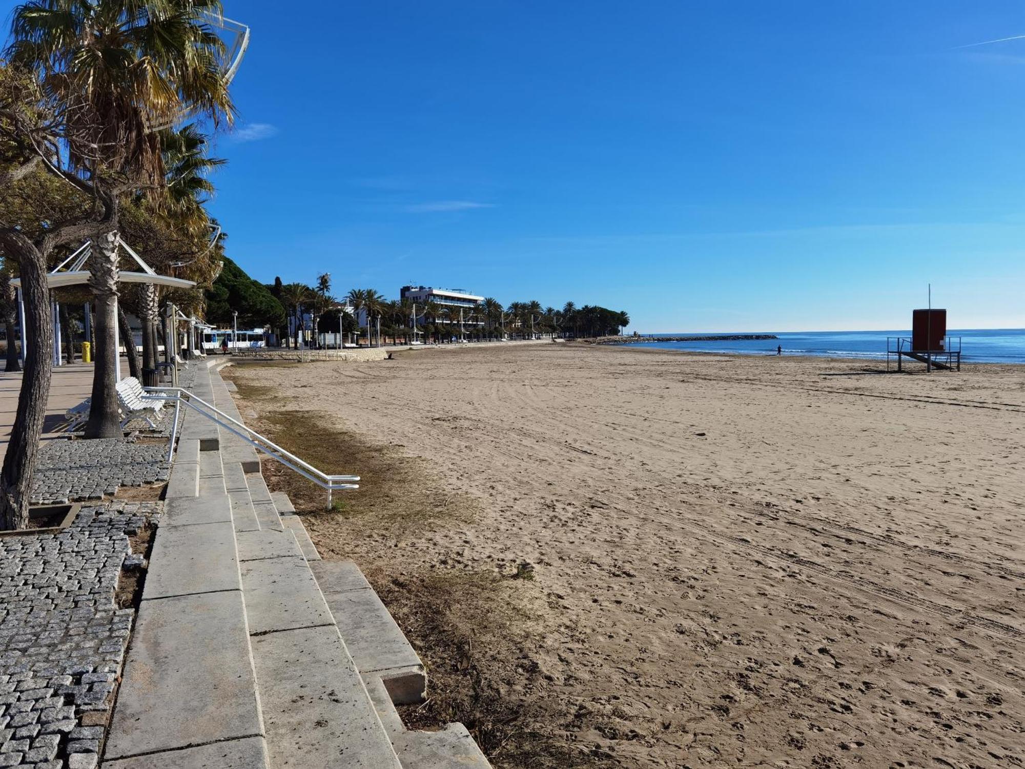 דירות קמברילס Gongora Planet Costa Dorada מראה חיצוני תמונה